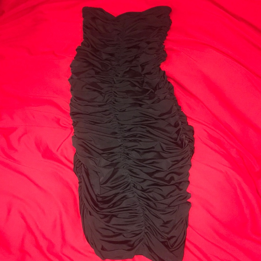 Black Strapless Ruched Midi Dress - Picture 5 of 7